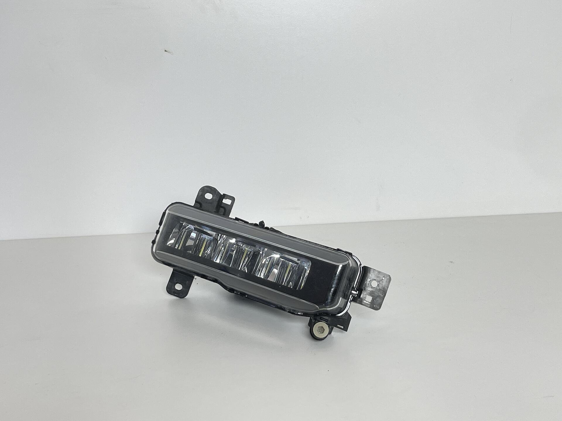 Десен халоген за BMW 2er F46 - 63178089526